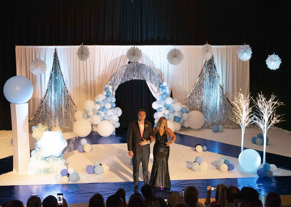 Ziebarth, Mueller fulfill eight-year-old pledge at prom 2021