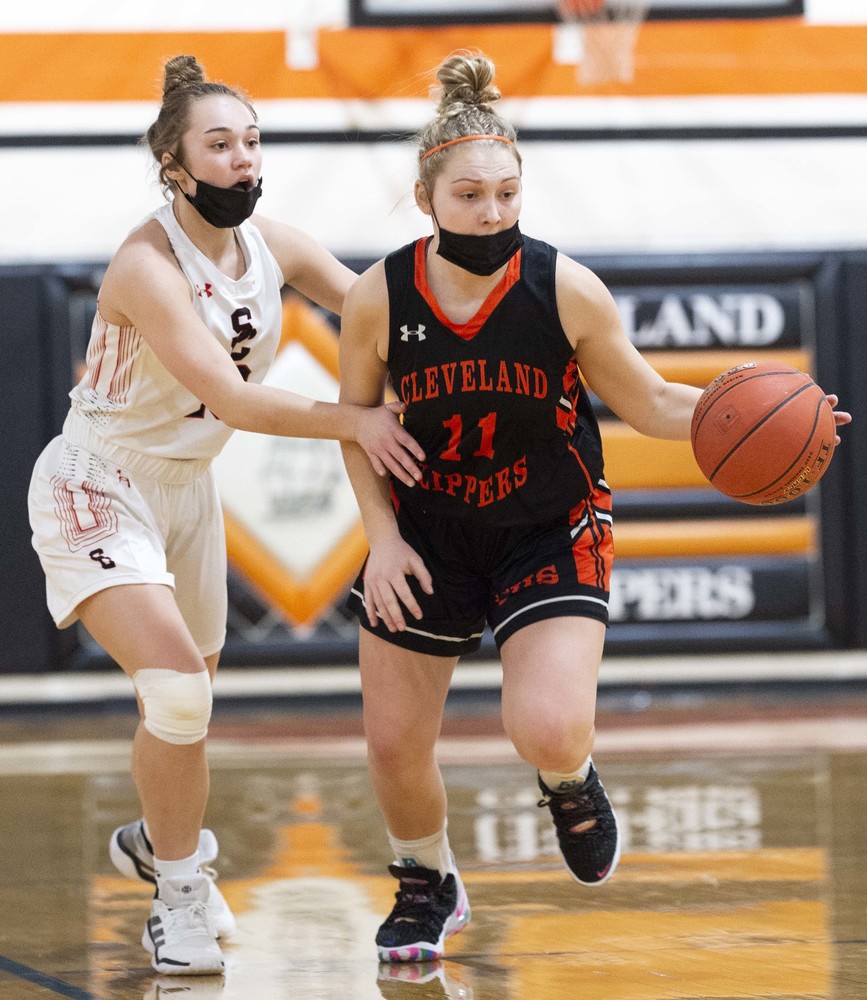 Injuries hurt in varsity girls’ loss to St. Clair