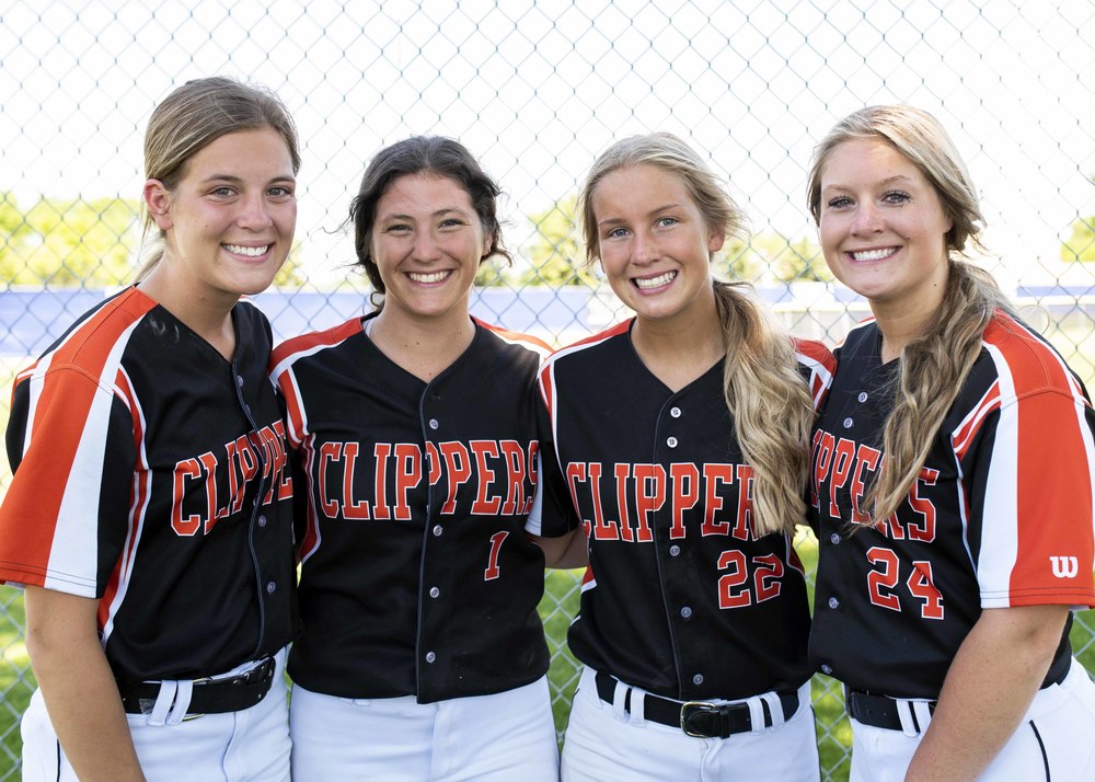 Seniors Nicole McCabe, Halle McCabe, Macey Ziebarth and Brianna Connor