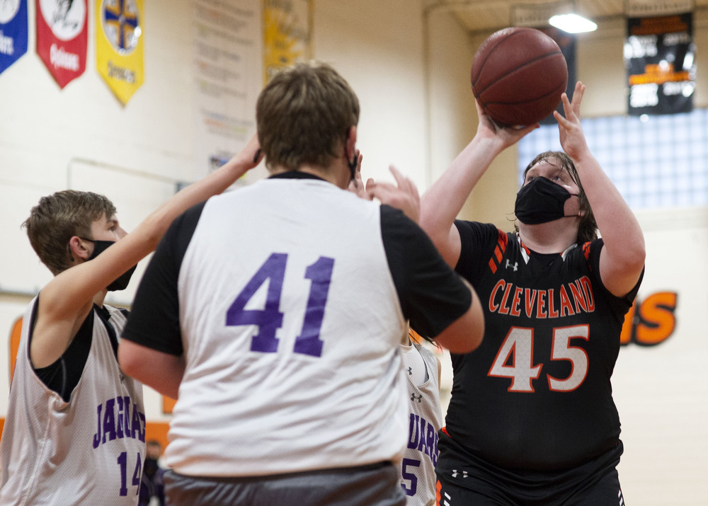 Offensive woes continue for Clipper C boys