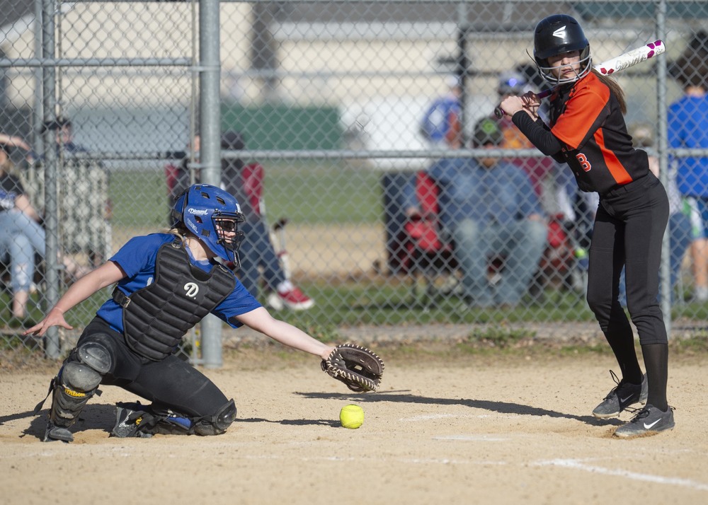 Jr high girls roll over Nicollet