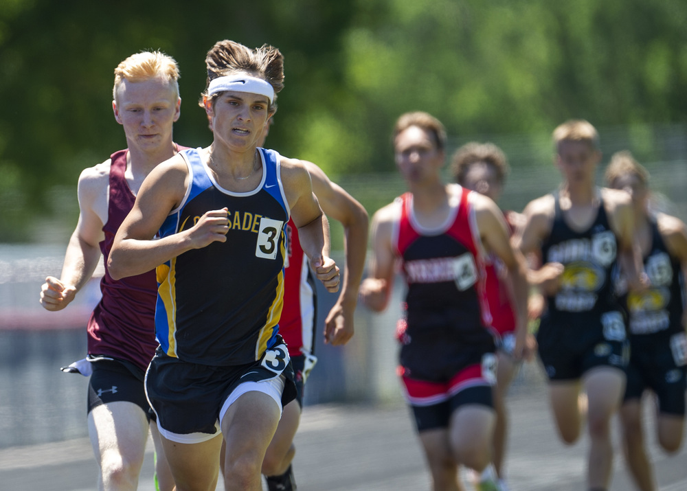 Tyler Erickson in the 800 at sections