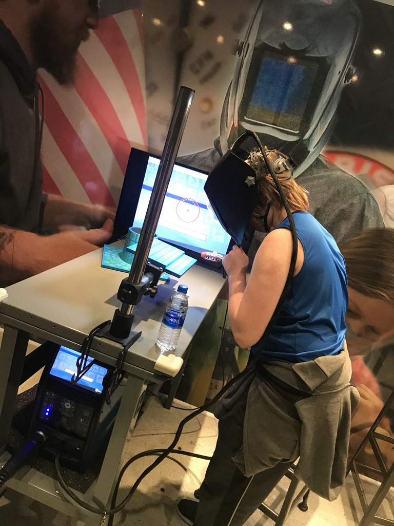 hands on 3